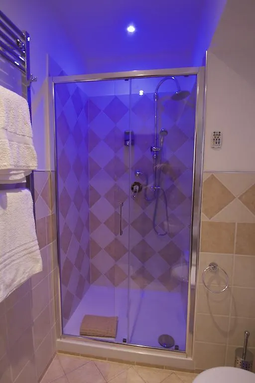 B&B La Perla Di Roma 2*,