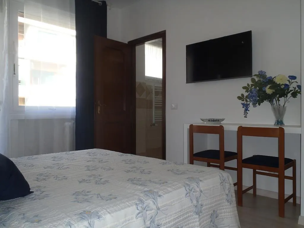 B&B La Perla Di Roma 2*,