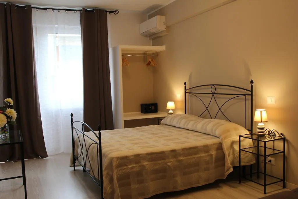 B&B La Perla Di Roma 2*, Rome Italy