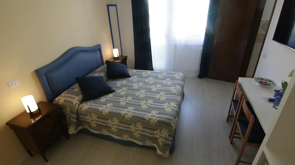 B&B La Perla Di Roma 2*, Rome