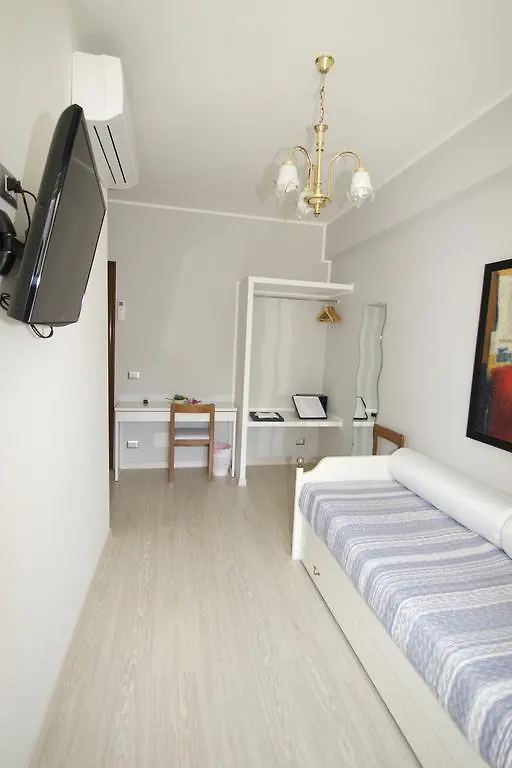 B&B La Perla Di Roma 2*,